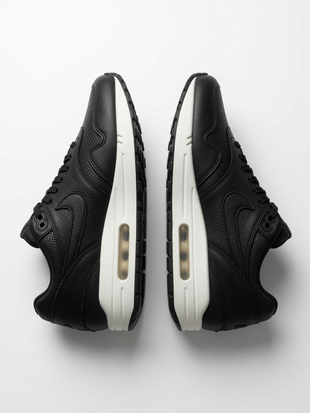 Nike Air Max 1 Black Leather maat 38,5 in heel goede staat