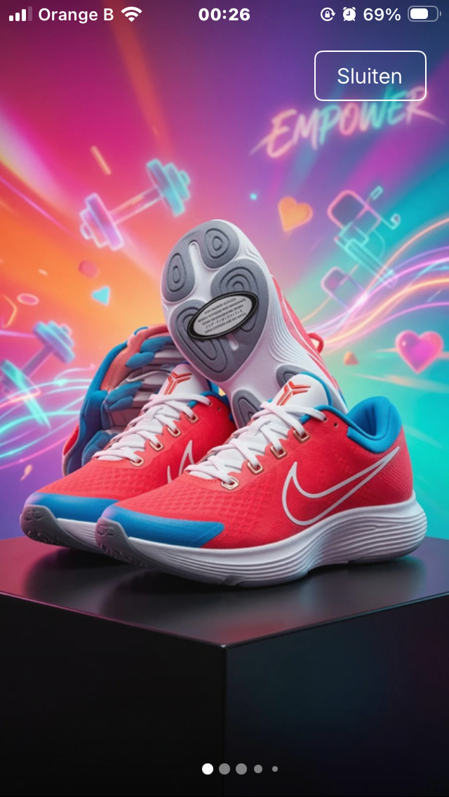 Nike Revolution 4 maat 39 Red Orbit/White-Blue Hero Nieuw met Label