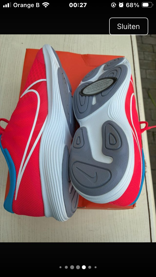 Nike Revolution 4 maat 39 Red Orbit/White-Blue Hero Nieuw met Label