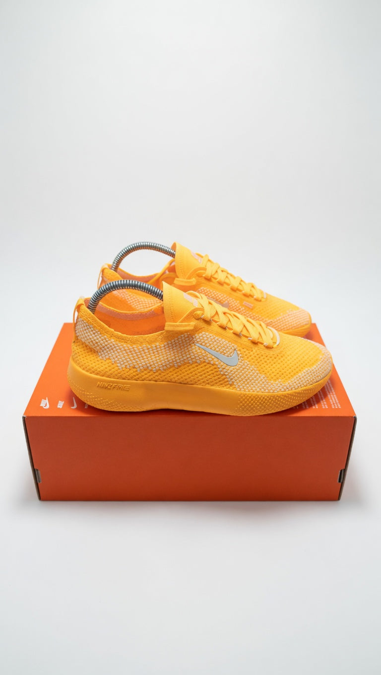 Nike Free 🆓 2025 Orange/ White maat 38,5 Nieuw 🆕 met Label 🏷️