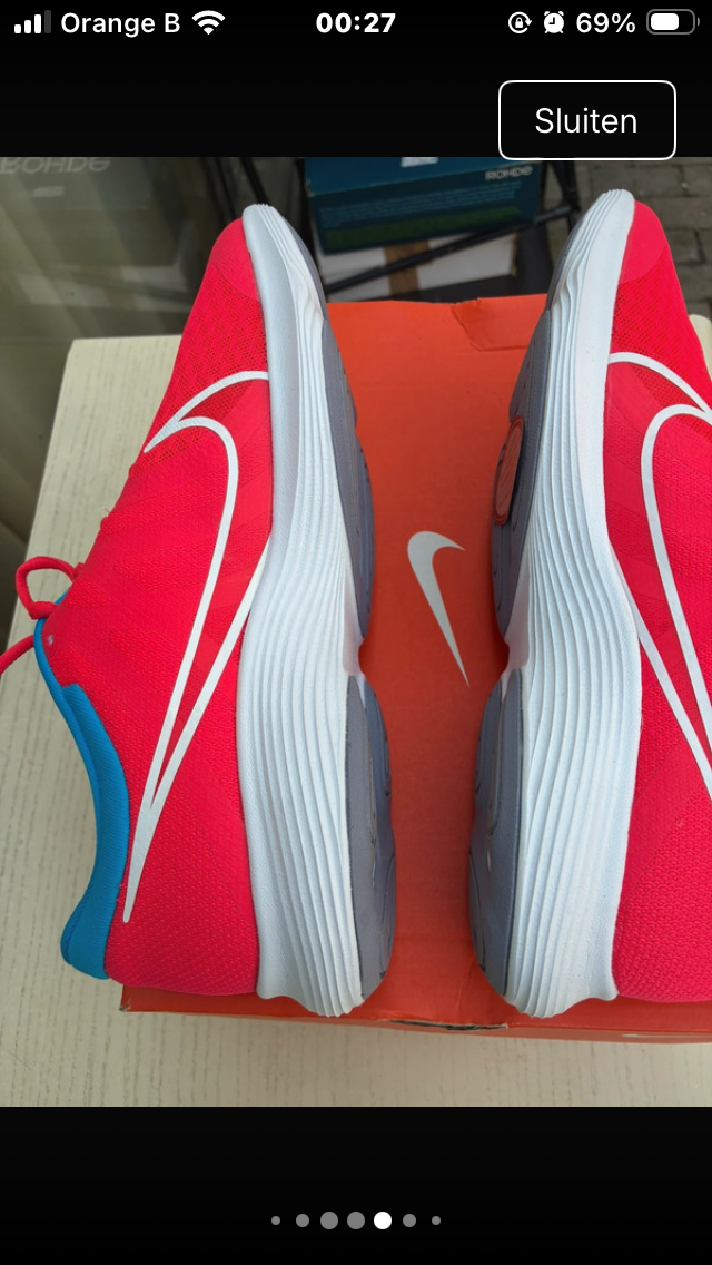 Nike Revolution 4 maat 39 Red Orbit/White-Blue Hero Nieuw met Label