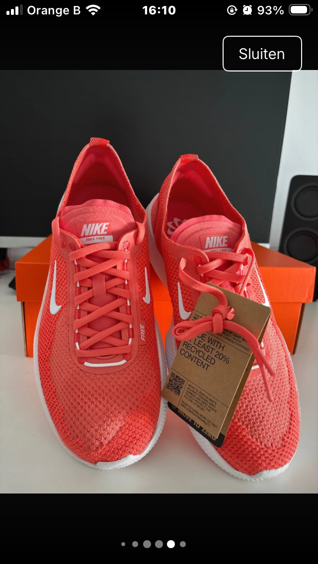 Nike Free 2025 Coral Red maat 40,5 hardloopschoenen Nieuw