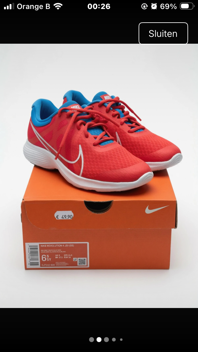 Nike Revolution 4 maat 39 Red Orbit/White-Blue Hero Nieuw met Label