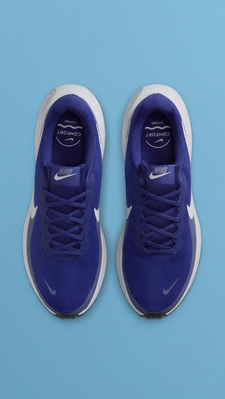 Nike Revolution 8 Blauw/wit maat 40,5 Nieuw
